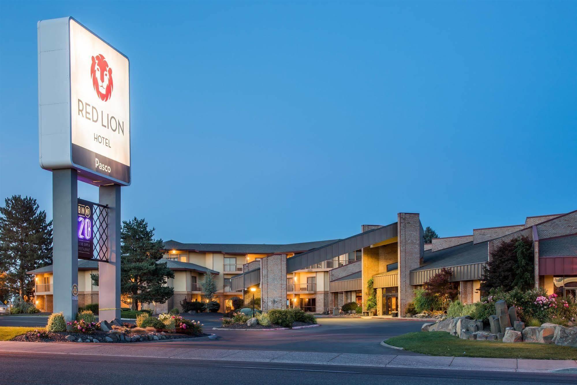 Red Lion Hotel Pasco Airport & Conference Center מראה חיצוני תמונה